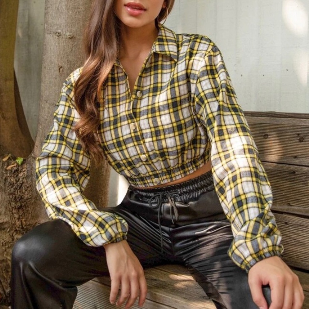 SHEIN Plaid Buttonup Crop Top